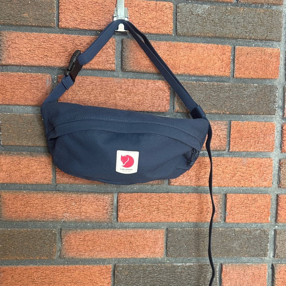 Fjallraven Navy Blue Ulvo Hip Pack Medium